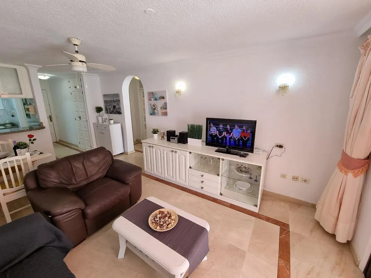 Casa Teide, Ground Floor Apartment Parque Santiago 1, Heated Pool, 100 M To Sea And Beach, Wifi Playa de las Américas