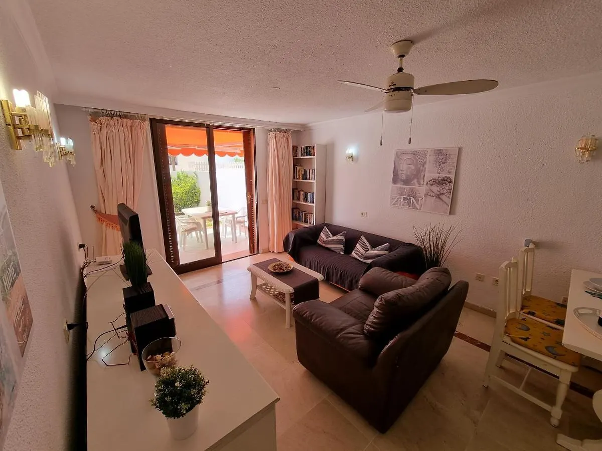 Casa Teide, Ground Floor Apartment Parque Santiago 1, Heated Pool, 100 M To Sea And Beach, Wifi Playa de las Américas