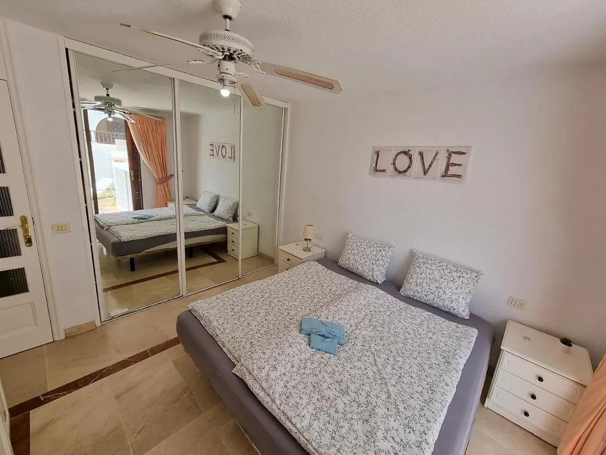 Casa Teide, Ground Floor Apartment Parque Santiago 1, Heated Pool, 100 M To Sea And Beach, Wifi Playa de las Américas