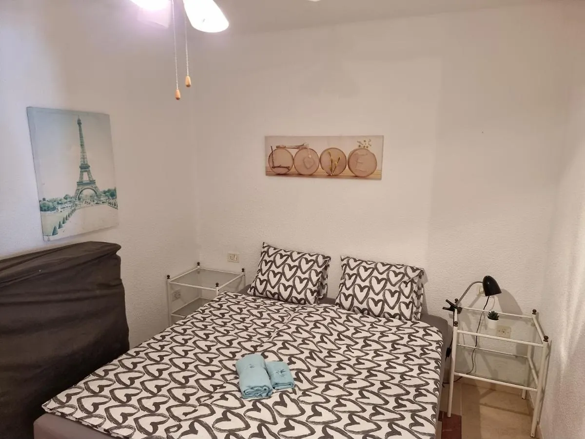 Casa Teide, Ground Floor Apartment Parque Santiago 1, Heated Pool, 100 M To Sea And Beach, Wifi Playa de las Américas Spanien
